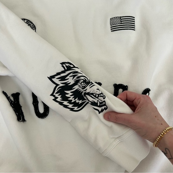 darc sport wolves crewneck - Picture 9 of 11